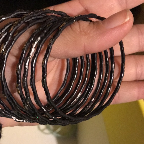 INDIAN BANGLES - Picture 7 of 9